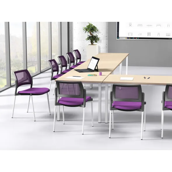 Chaise de réunion 4 pieds Kyos - assise tissu - dossier résille - piétement époxy - lot de 2