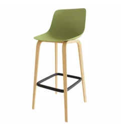 Chaise haute 4 pieds Fina club - coque plastique - 4 pieds bois