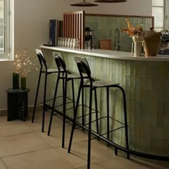 Chaise haute 4 pieds Mahaut - PEHD 100 % recyclé - piétement époxy