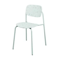 Chaise 4 pieds Uso - PEHD 100 % recyclé - piétement époxy - empilable