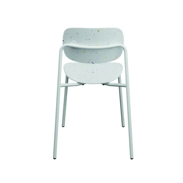 Chaise 4 pieds Uso - PEHD 100 % recyclé - piétement époxy - empilable