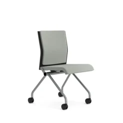 Chaise pliante Please - assise et dossier tissu - piétement sur roulettes