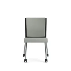Chaise pliante Please - assise et dossier tissu - piétement sur roulettes