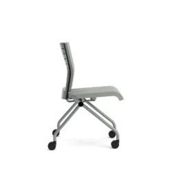 Chaise pliante Please - assise et dossier tissu - piétement sur roulettes