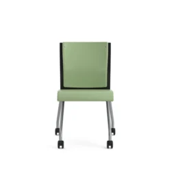 Chaise pliante Please - assise et dossier textile enduit - piétement sur roulettes