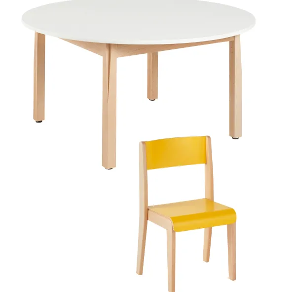 Ensemble d une table et de 4 chaises Keria T1 - table ovale 120 x 90 cm - piétement hêtre verni naturel