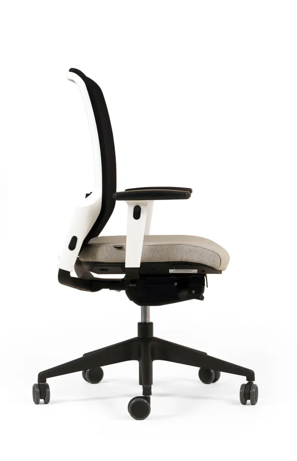 Fauteuil de bureau F8 - assise tissu et dossier résille Rythm - piètement noir