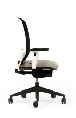 Fauteuil de bureau F8 - assise tissu et dossier résille Rythm - piétement époxy