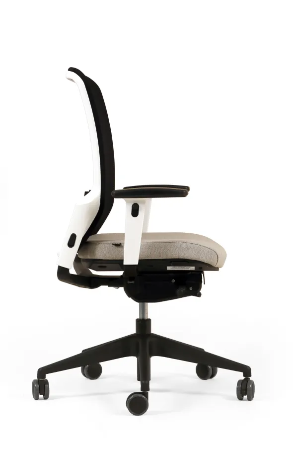 Fauteuil de bureau F8 - assise tissu et dossier résille Rythm - piétement époxy