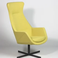 Fauteuil haut dossier Kinzika - tissu - piétement métallique noir