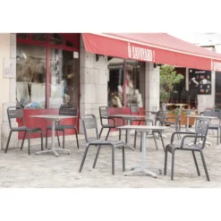 Fauteuil 4 pieds Cannes - monobloc polypropylène - assise et dossier séparés - empilable - lot de 6