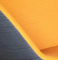 Fauteuil sur piétement araignée Evy - textile enduit texturé - bicolore