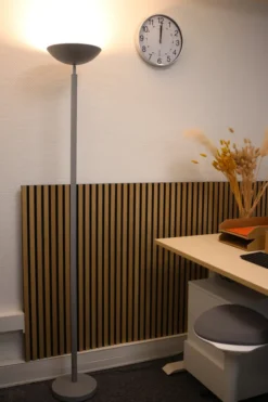 Lampadaire LED First Led droit - gris