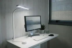 Lampe de bureau LED Strata - blanc
