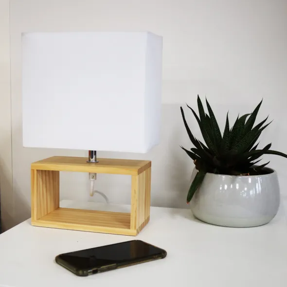 Lampe de chevet Deko - fût rectangulaire bois - 11 W