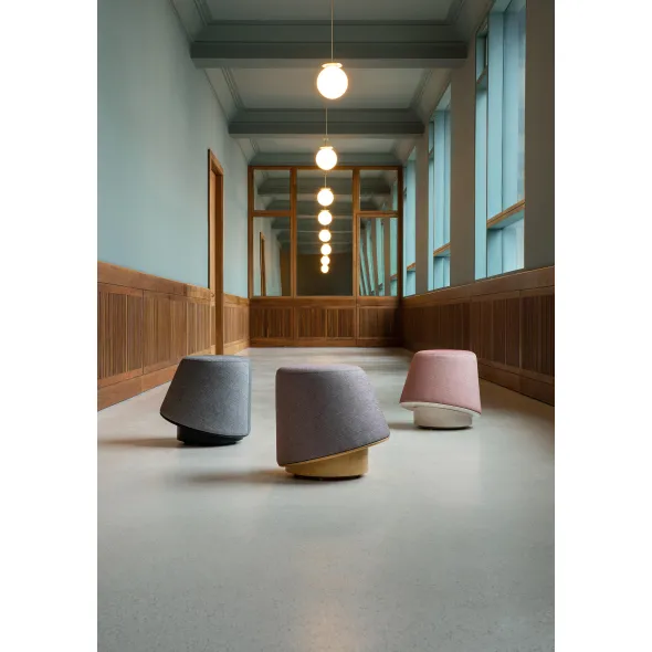 Pouf Buzz - tissu - bas en bois