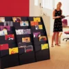 Présentoir fixe Courbo - polystyrène - 8 cases pour tout type de formats de documents - noir