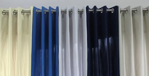 Rideau tamisant Elli - 150 x 230 cm - 100 % polyester M1 - tête à oeillet - ourlet bas - la paire