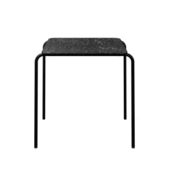 Table carrée Mahaut 69 x 69 x h. 75 - plateau PS 100% recyclé - piétement époxy