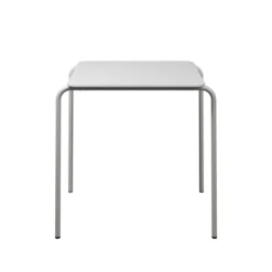 Table carrée Mahaut 69 x 69 x h. 75 - plateau PS 100% recyclé - piétement époxy