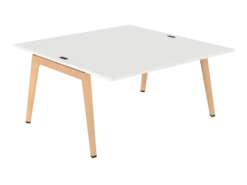 Table face à face B Free - 160 x 160 cm - mélaminé - piétement bois