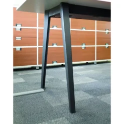 Table haute B Free - 120 x 80 cm - piétement métallique - avec trappe articulée et goulotte