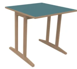 Table Soline piétement à dégagement latéral - 80 x 80 cm - hêtre verni naturel - chant alaisé